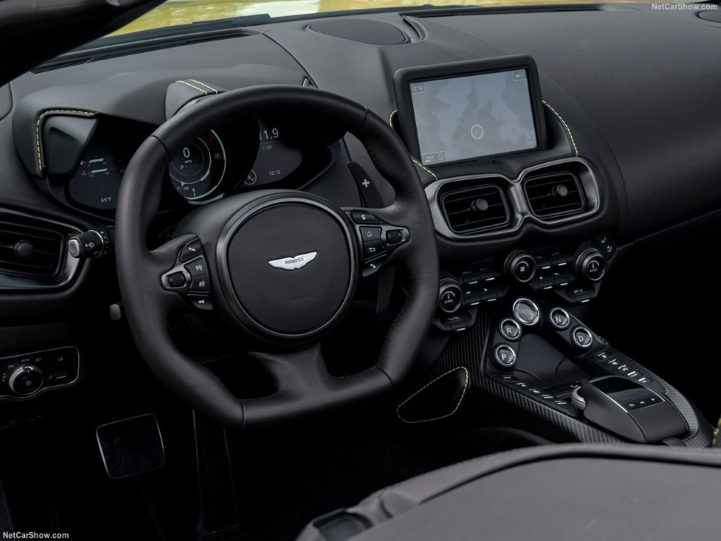 Aston Martin Vantage V8 Roadster Interior